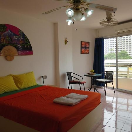 B&B View Talay 1B Apartments 파타야 외부 사진